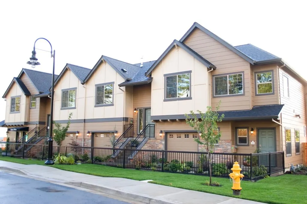 Townhomes Volare Exterior (1)